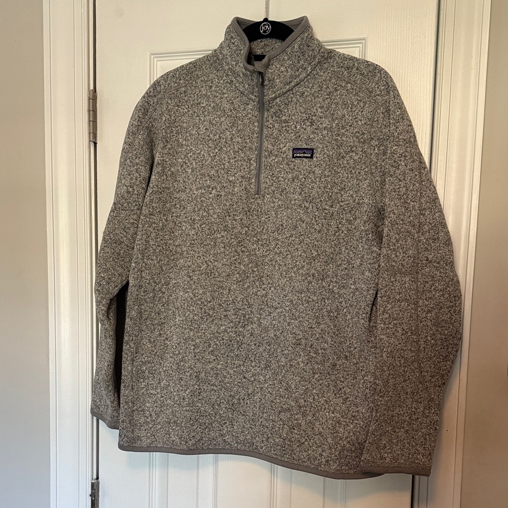 Patagonia Women's XL Gray Fleece 1/4 zip Pullover
